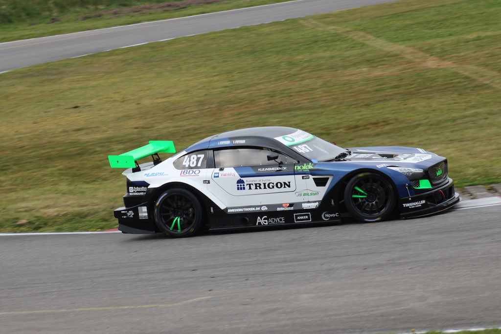 Jakob og Sander Steffensen - Udfordrende weekend med plads til jubel hos Nymark Racing Academy.
(Foto: Motorsporten.dk)